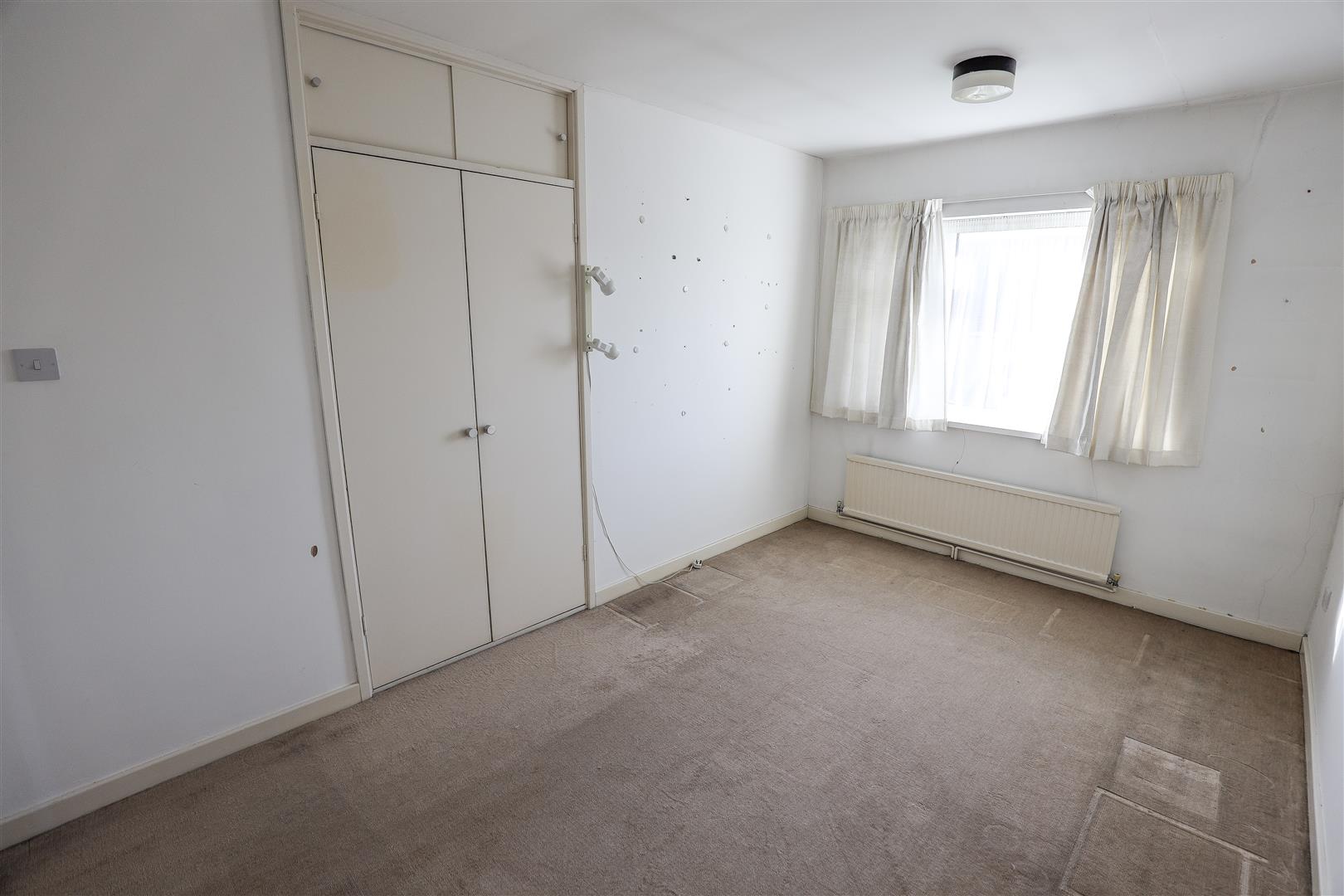 17 Darren Close, Cowbridge, Vale of Glamorgan, CF71 7DE